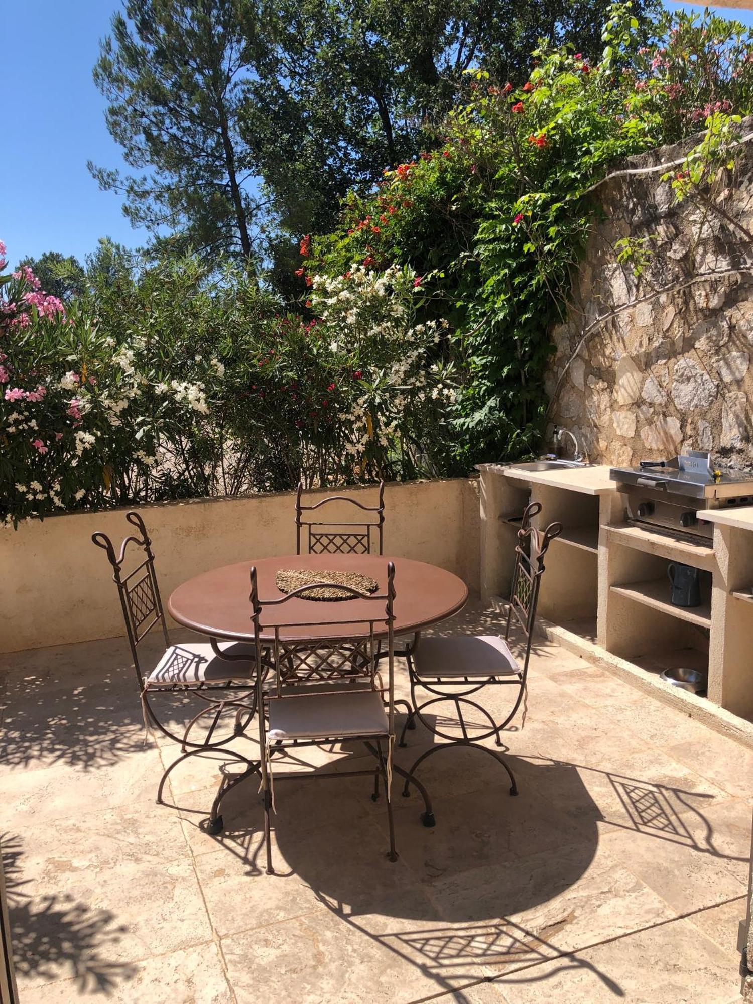 Le Cocon De Provence Apartment Fayence Exterior photo